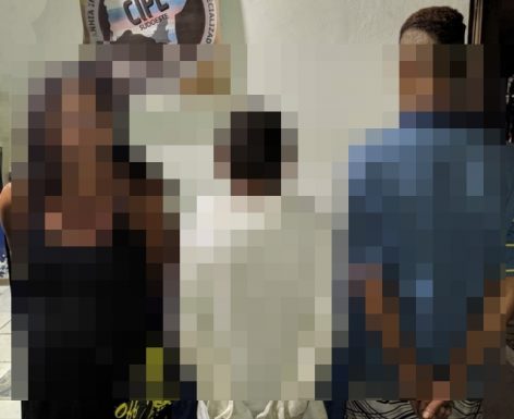 -Mulher Ã© presa suspeita de estuprar garoto de 12 anos â€” Foto: CIPE Sudoeste/ PolÃ­cia Militar