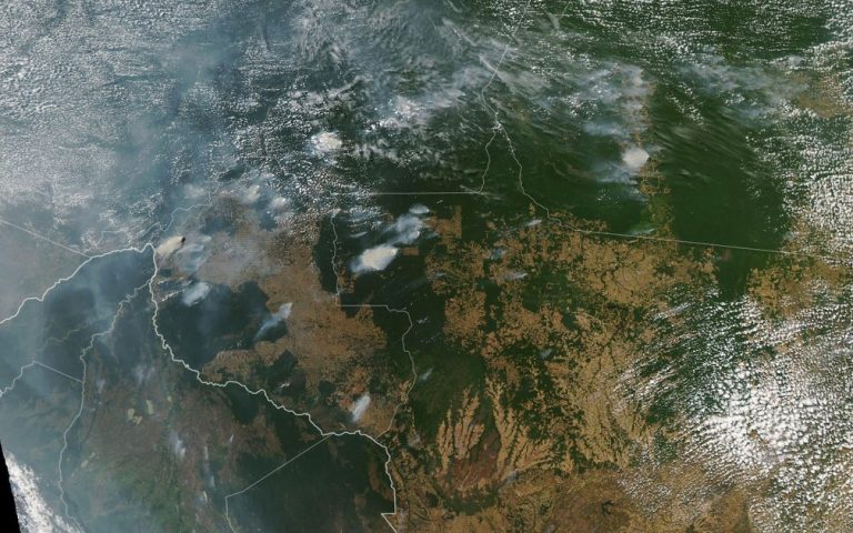 Fumaça de queimada avança sobre a Amazônia — Foto: Aqua/Nasa/Reprodução