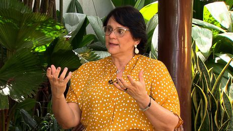 Ministra Damares Alves concede entrevista à jornalista Roseann Kennedy, no programa Impressões, da TV Brasil. – TV Brasil