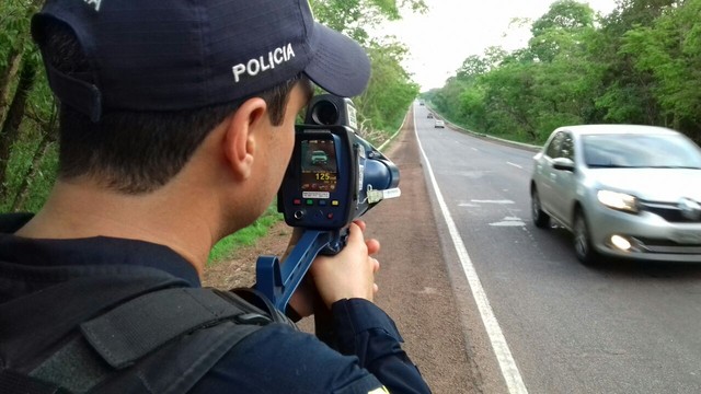 Rada móvel usado em rodovia pela Polícia Rodoviária Federal — Foto: Divulgação/PRF Tocantins