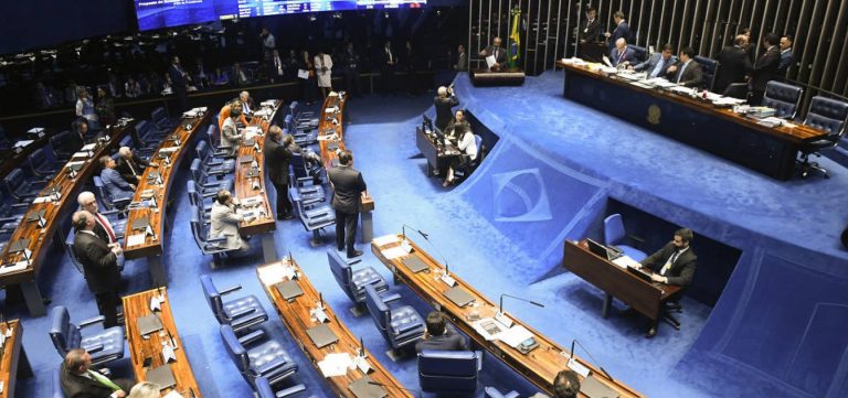 [Senado aprova teto de gastos para campanhas para garantir regra em 2020] Foto : Marcos Oliveira /Agência Senado