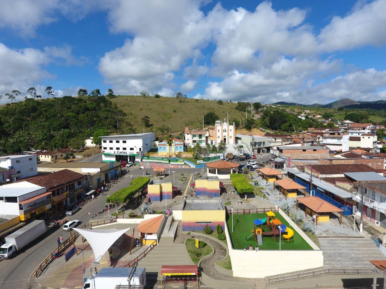 Justiça obriga Prefeitura de Jiquiriçá a ajustar salários e carga horária de dentistas e técnicos em saúde bucal